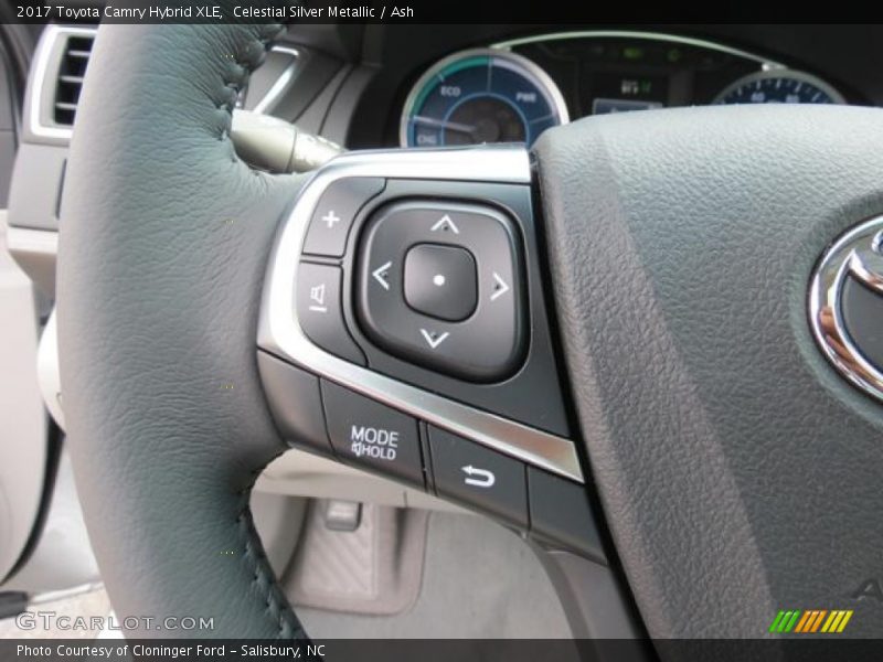 Controls of 2017 Camry Hybrid XLE