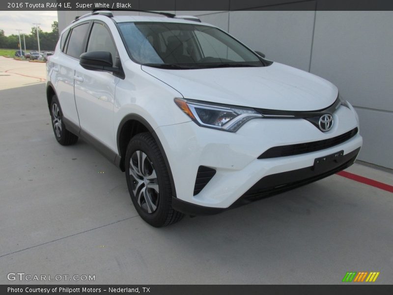 Super White / Black 2016 Toyota RAV4 LE