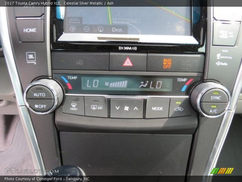 Controls of 2017 Camry Hybrid XLE