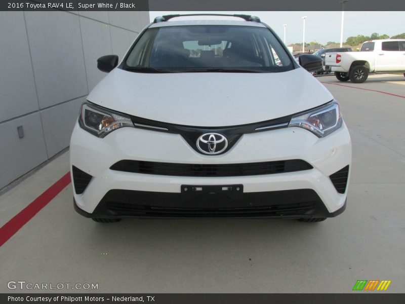 Super White / Black 2016 Toyota RAV4 LE
