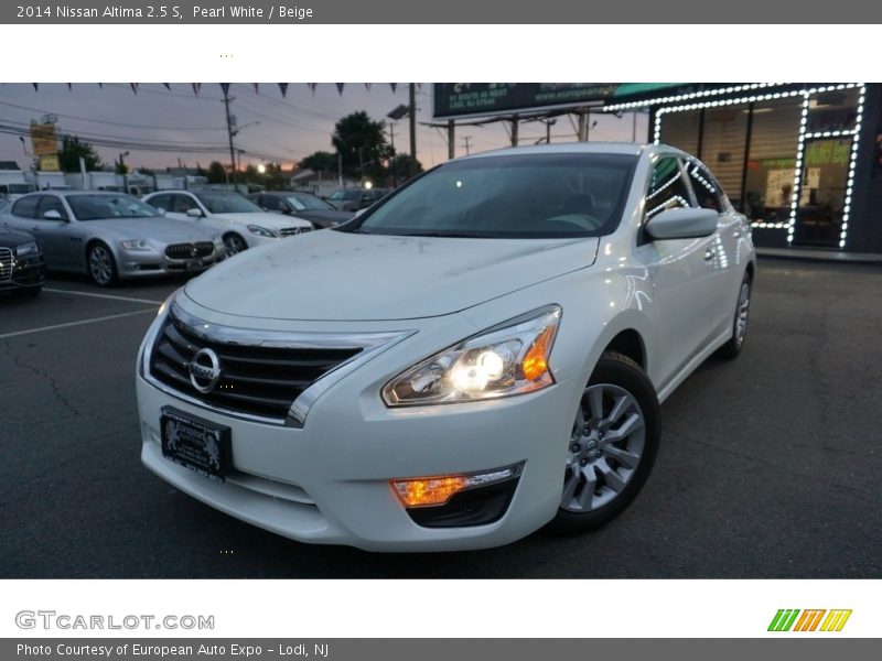 Pearl White / Beige 2014 Nissan Altima 2.5 S