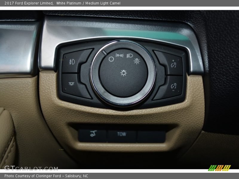 White Platinum / Medium Light Camel 2017 Ford Explorer Limited