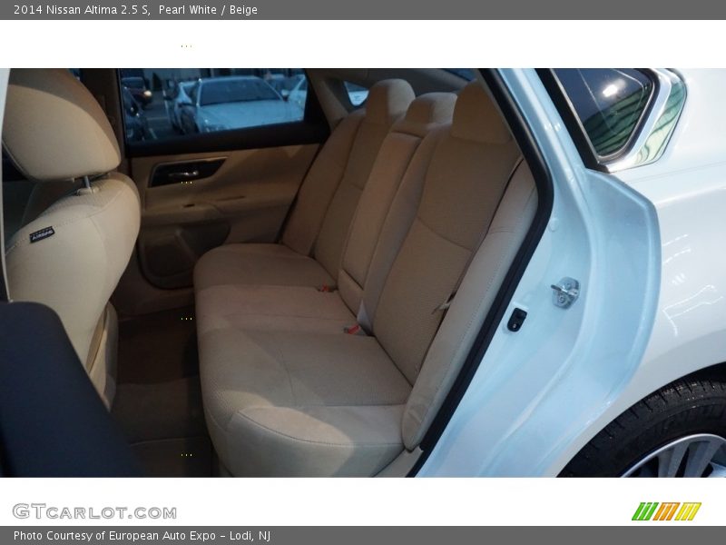 Pearl White / Beige 2014 Nissan Altima 2.5 S