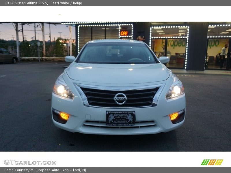 Pearl White / Beige 2014 Nissan Altima 2.5 S