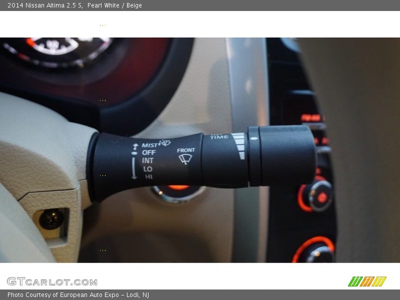 Pearl White / Beige 2014 Nissan Altima 2.5 S