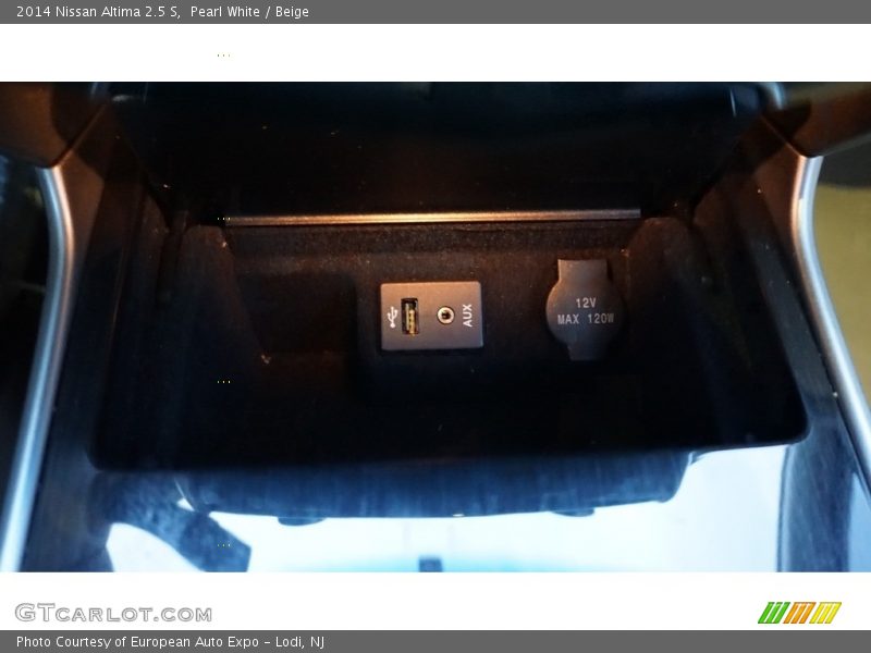 Pearl White / Beige 2014 Nissan Altima 2.5 S