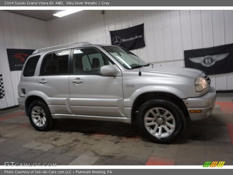 Silky Silver Metallic / Gray 2004 Suzuki Grand Vitara EX 4WD