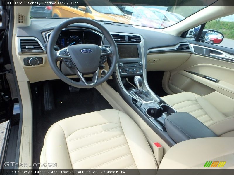 Shadow Black / Dune 2016 Ford Fusion SE