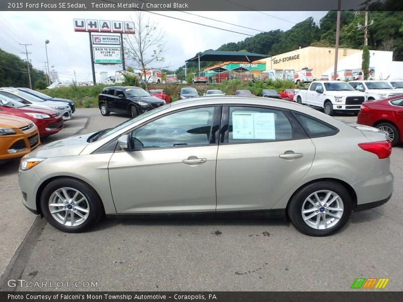 Tectonic Metallic / Charcoal Black 2015 Ford Focus SE Sedan