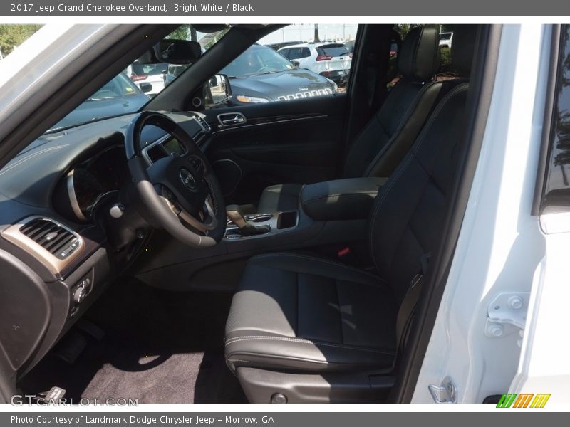 Bright White / Black 2017 Jeep Grand Cherokee Overland