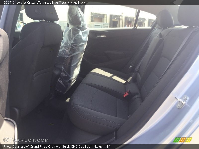 Arctic Blue Metallic / Jet Black 2017 Chevrolet Cruze LT