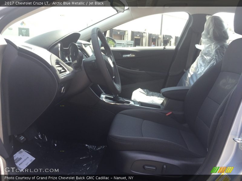 Arctic Blue Metallic / Jet Black 2017 Chevrolet Cruze LT