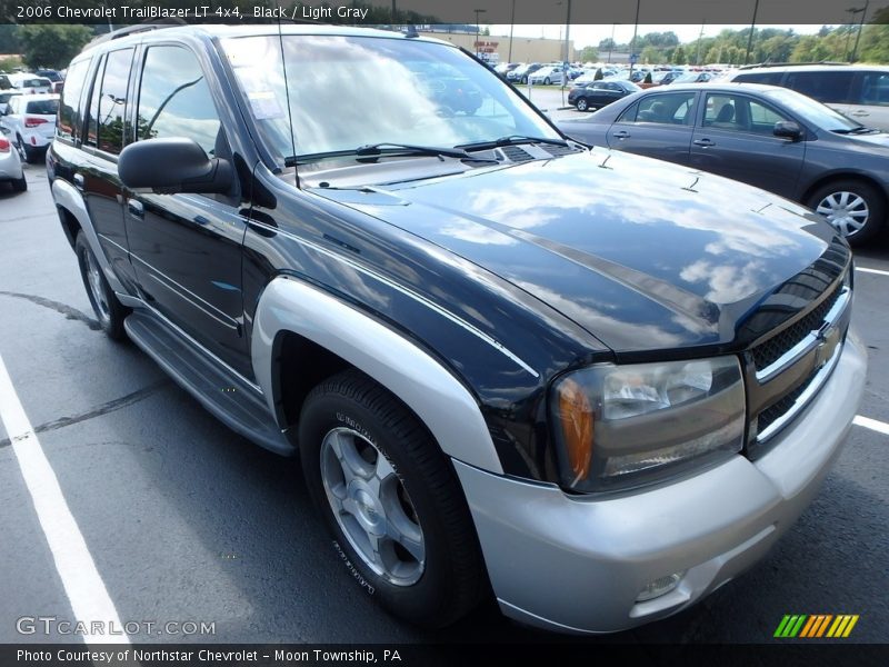 Black / Light Gray 2006 Chevrolet TrailBlazer LT 4x4