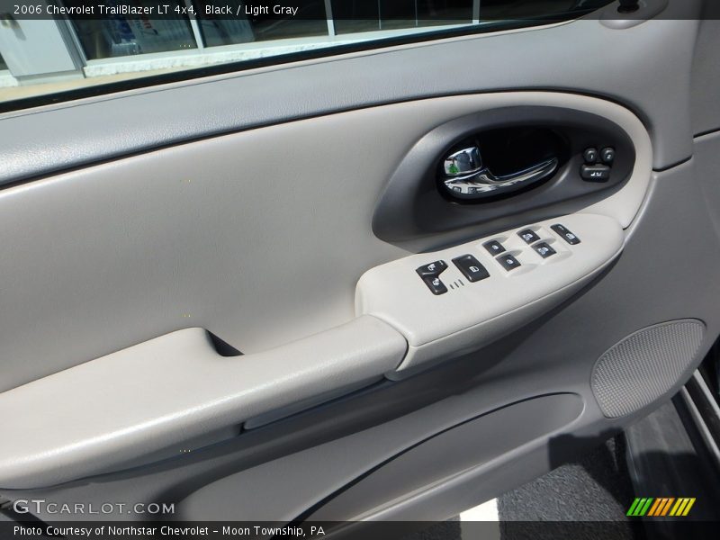 Black / Light Gray 2006 Chevrolet TrailBlazer LT 4x4