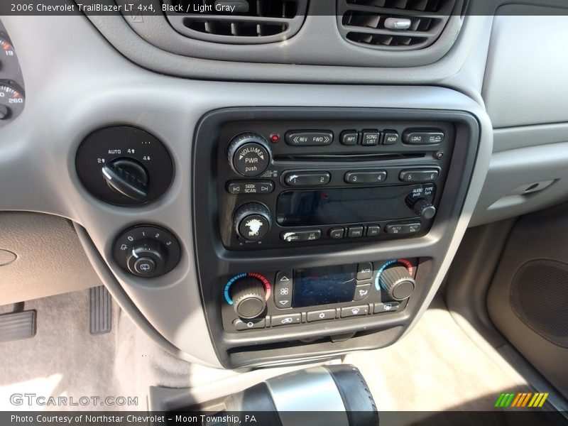 Black / Light Gray 2006 Chevrolet TrailBlazer LT 4x4