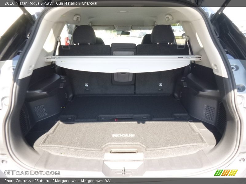 Gun Metallic / Charcoal 2016 Nissan Rogue S AWD