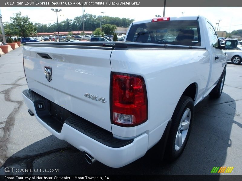 Bright White / Black/Diesel Gray 2013 Ram 1500 Express Regular Cab 4x4