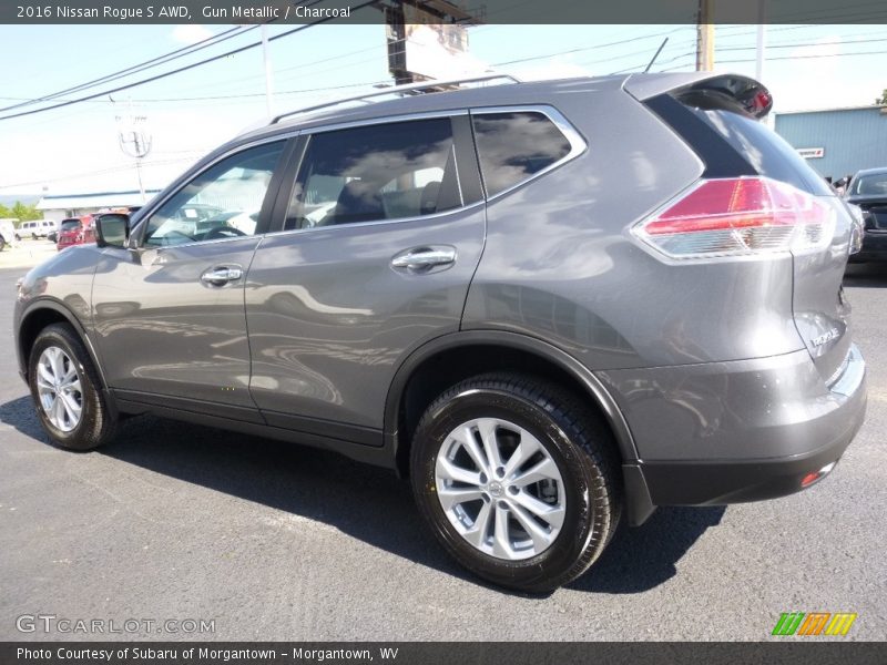 Gun Metallic / Charcoal 2016 Nissan Rogue S AWD