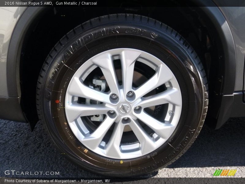 Gun Metallic / Charcoal 2016 Nissan Rogue S AWD