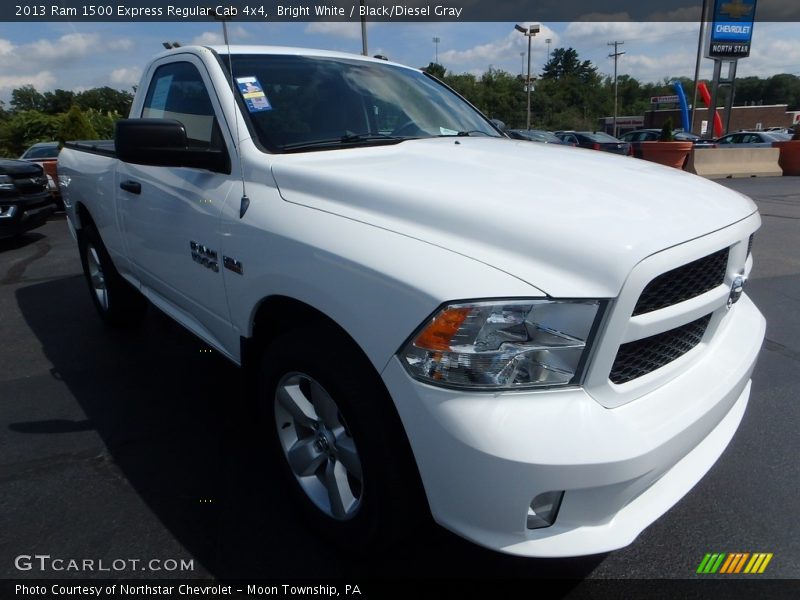 Bright White / Black/Diesel Gray 2013 Ram 1500 Express Regular Cab 4x4