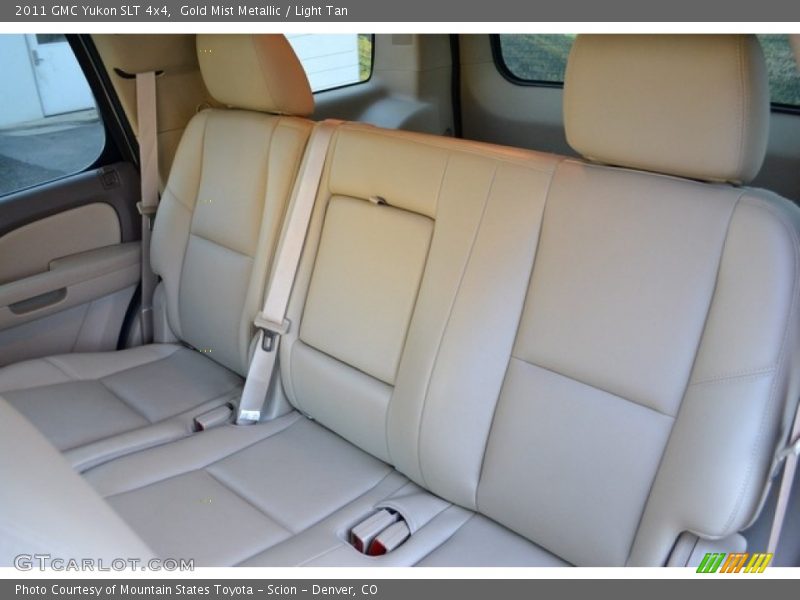 Gold Mist Metallic / Light Tan 2011 GMC Yukon SLT 4x4