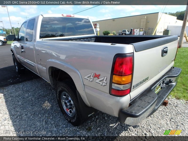 Silver Birch Metallic / Dark Pewter 2005 GMC Sierra 2500HD SLE Extended Cab 4x4