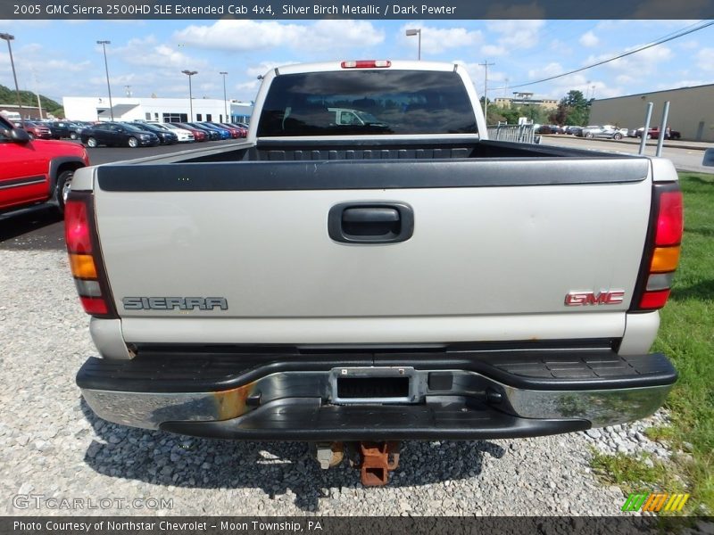 Silver Birch Metallic / Dark Pewter 2005 GMC Sierra 2500HD SLE Extended Cab 4x4