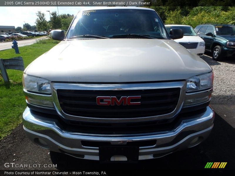 Silver Birch Metallic / Dark Pewter 2005 GMC Sierra 2500HD SLE Extended Cab 4x4