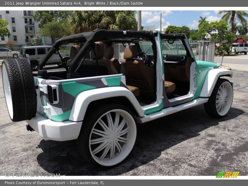 Bright White / Black/Dark Saddle 2011 Jeep Wrangler Unlimited Sahara 4x4