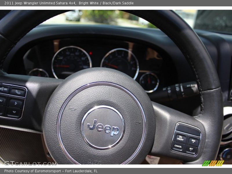 Bright White / Black/Dark Saddle 2011 Jeep Wrangler Unlimited Sahara 4x4