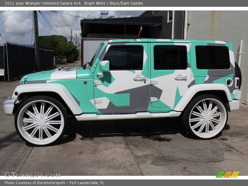 Bright White / Black/Dark Saddle 2011 Jeep Wrangler Unlimited Sahara 4x4