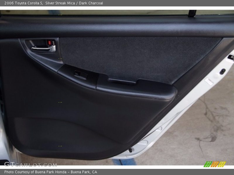 Silver Streak Mica / Dark Charcoal 2006 Toyota Corolla S