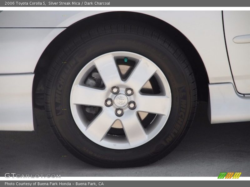 Silver Streak Mica / Dark Charcoal 2006 Toyota Corolla S