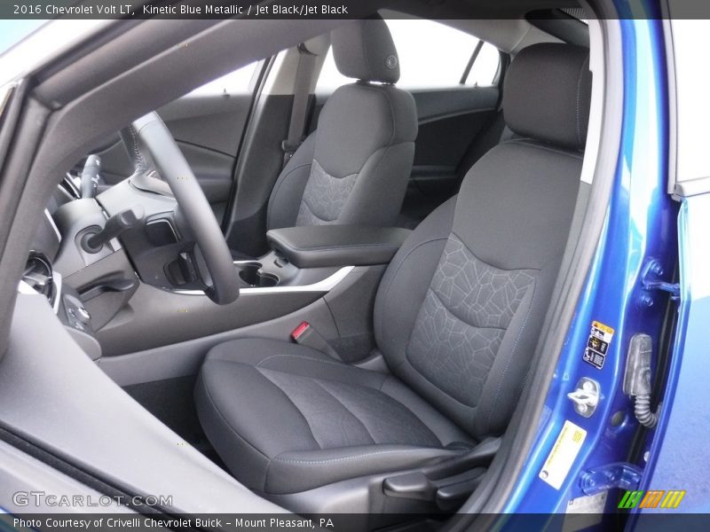 Front Seat of 2016 Volt LT