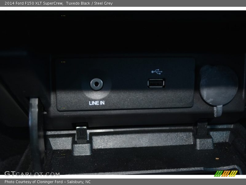 Tuxedo Black / Steel Grey 2014 Ford F150 XLT SuperCrew