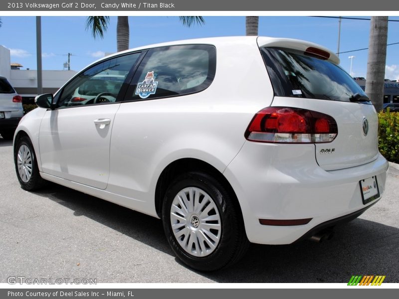 Candy White / Titan Black 2013 Volkswagen Golf 2 Door