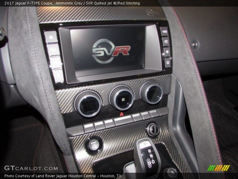 Controls of 2017 F-TYPE Coupe