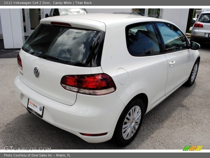 Candy White / Titan Black 2013 Volkswagen Golf 2 Door