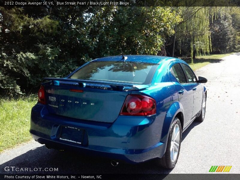 Blue Streak Pearl / Black/Light Frost Beige 2012 Dodge Avenger SE V6