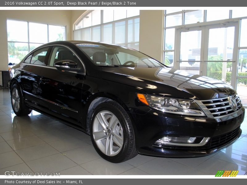 Front 3/4 View of 2016 CC 2.0T Sport