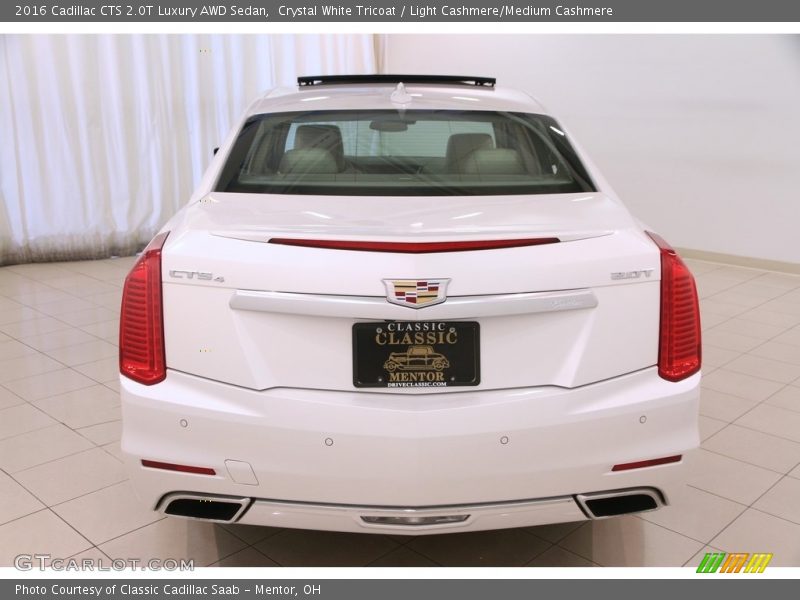 Crystal White Tricoat / Light Cashmere/Medium Cashmere 2016 Cadillac CTS 2.0T Luxury AWD Sedan