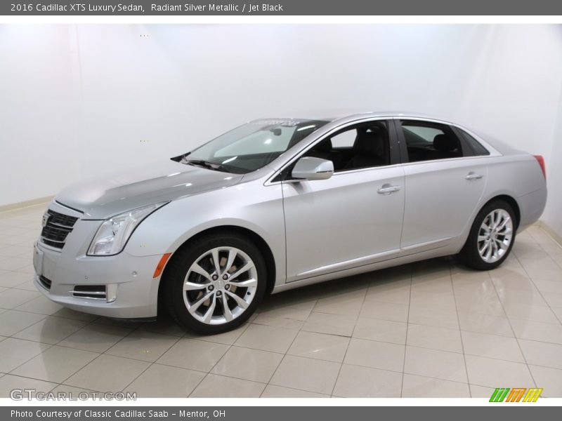 Radiant Silver Metallic / Jet Black 2016 Cadillac XTS Luxury Sedan