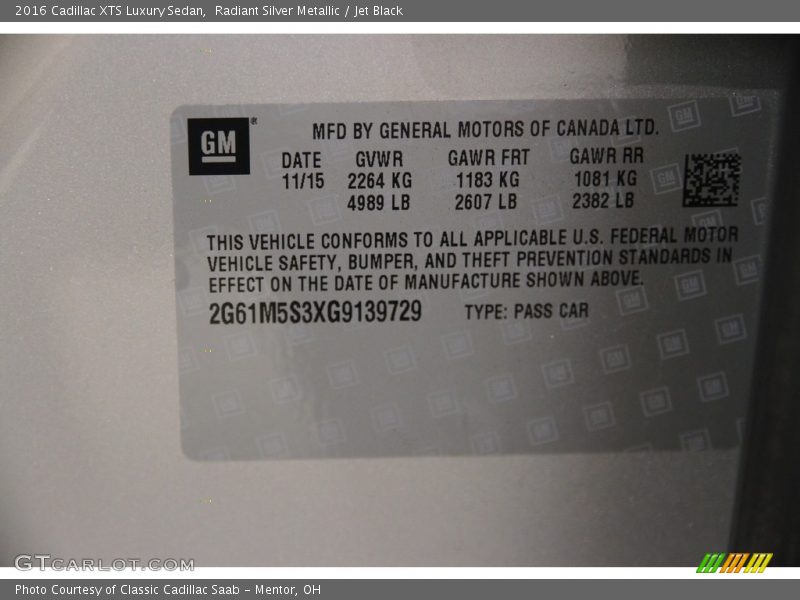 Radiant Silver Metallic / Jet Black 2016 Cadillac XTS Luxury Sedan