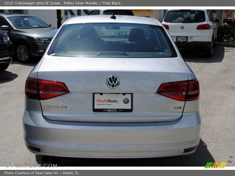 Reflex Silver Metallic / Titan Black 2015 Volkswagen Jetta SE Sedan
