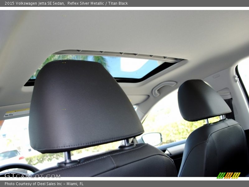 Reflex Silver Metallic / Titan Black 2015 Volkswagen Jetta SE Sedan