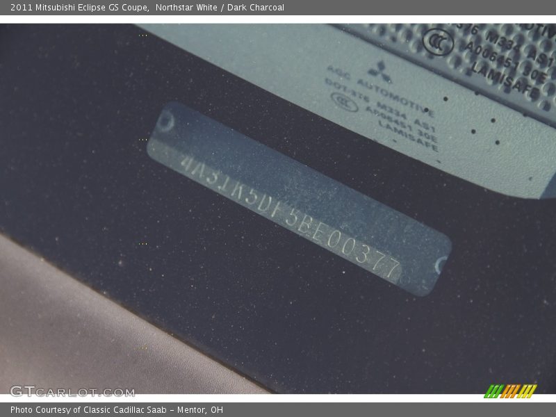 Northstar White / Dark Charcoal 2011 Mitsubishi Eclipse GS Coupe