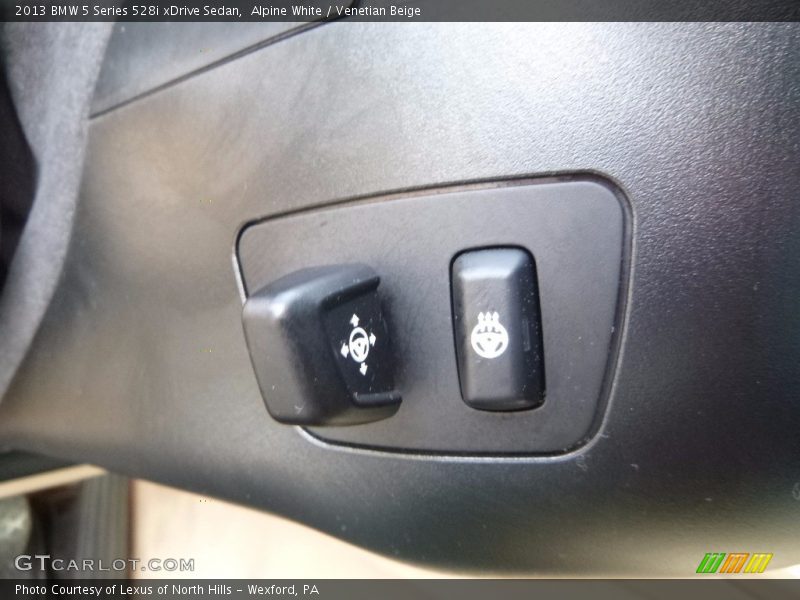Alpine White / Venetian Beige 2013 BMW 5 Series 528i xDrive Sedan