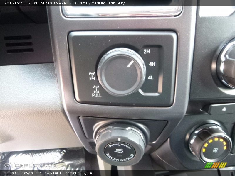 Blue Flame / Medium Earth Gray 2016 Ford F150 XLT SuperCab 4x4