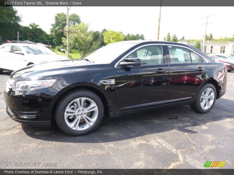 Shadow Black / Dune 2016 Ford Taurus SEL