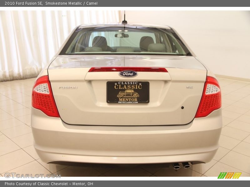Smokestone Metallic / Camel 2010 Ford Fusion SE